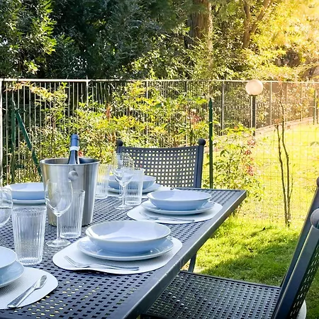 Dimora Larianda - Private Garden, Private Parking *